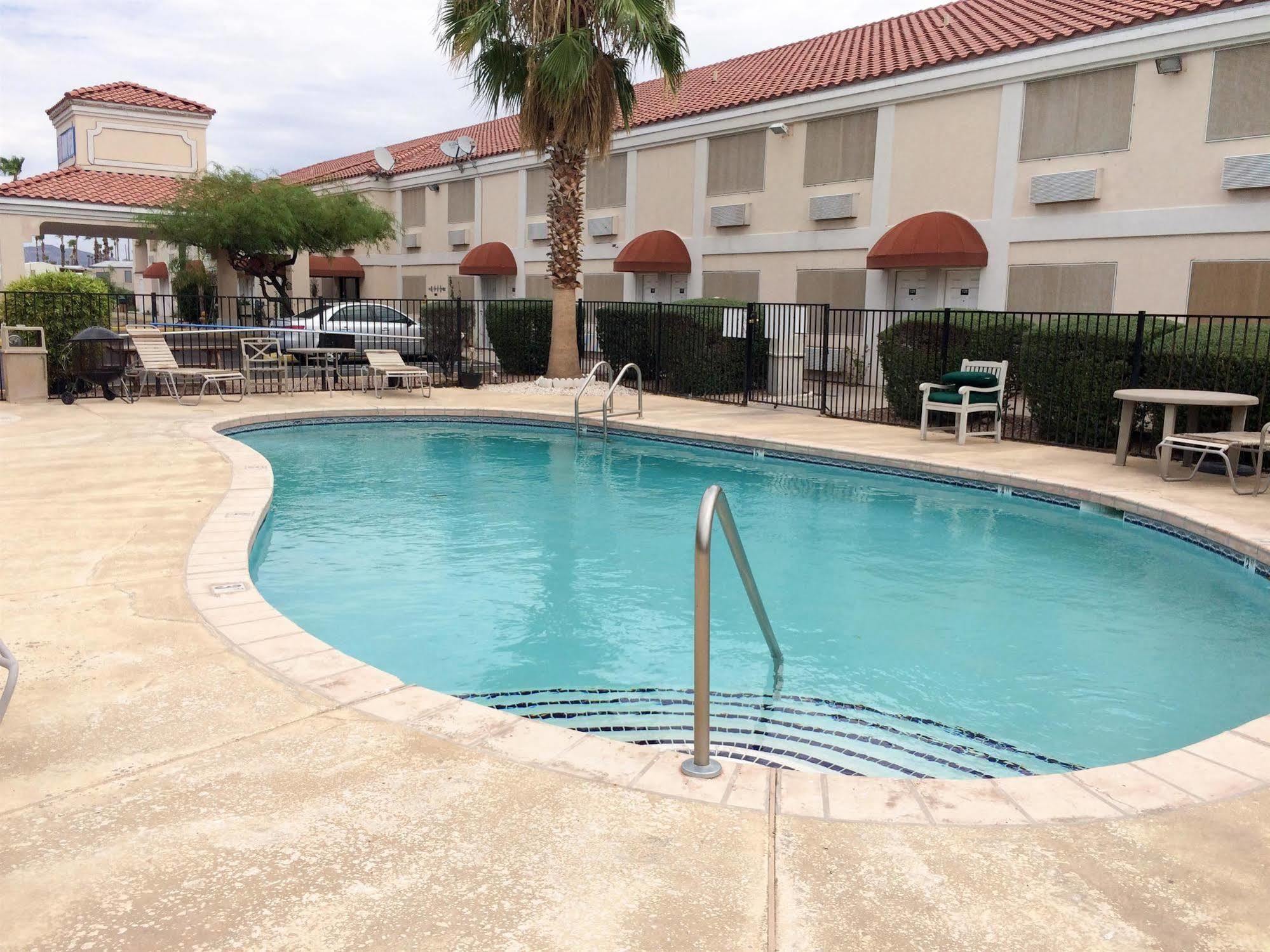 Motel 6-Apache Junction, Az מראה חיצוני תמונה